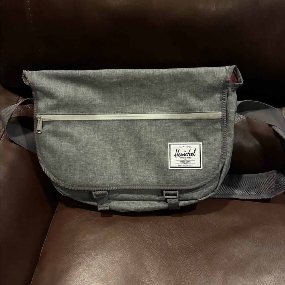 New Herschel Supply Company Charcoal Messenger Bag; never used